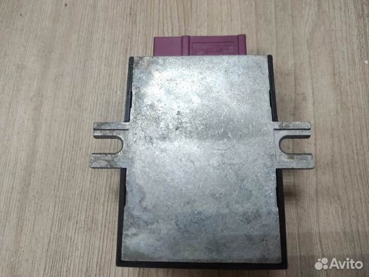 Блок управления топливным насосом BMW X6 E71 с2008