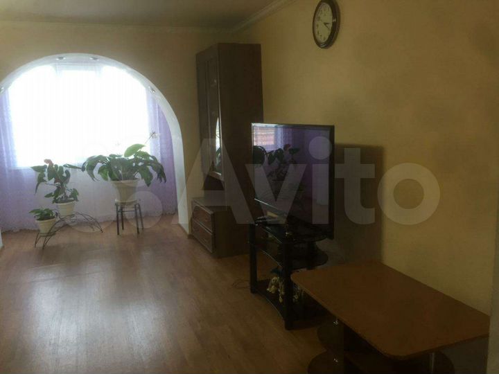 3-к. квартира, 71 м², 1/2 эт.