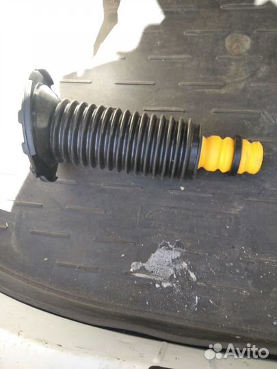 Пыльник с отбойником на аммортизатор (передний)
