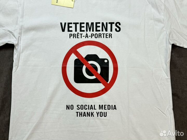 Футболка Vetements Antisocial