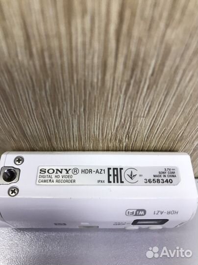 Экшн камера sony hdr-az1