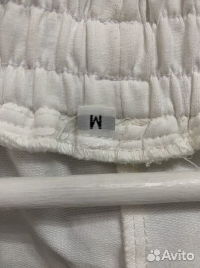 Спортивный костюм новый