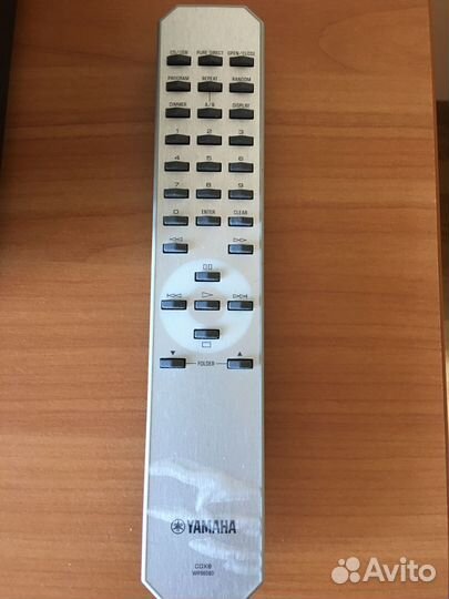 Проигрыватель Yamaha CD-S300