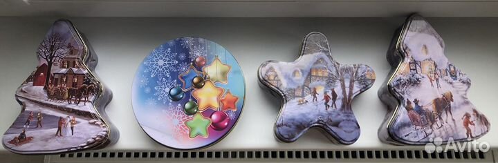 Новогодняя металлическая коробка