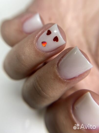 Маникюр педикюр