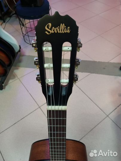 Классическая гитара Sevillia 3/4 поврежденная