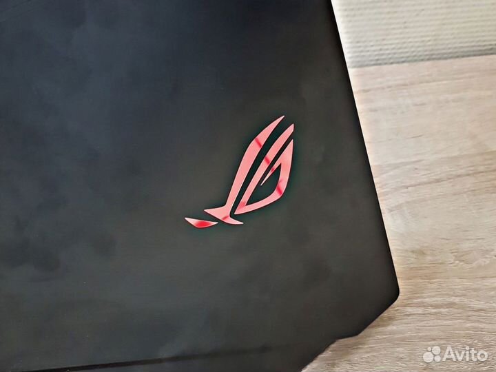 Игровой ноутбук Asus ROG strix GL503V