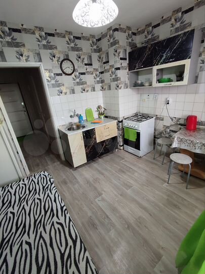 1-к. квартира, 42 м², 6/9 эт.