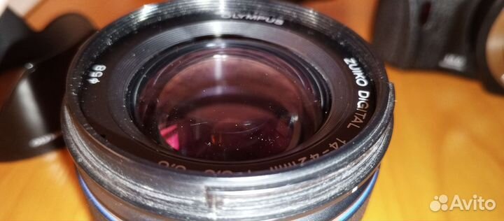 Зеркальный фотоаппарат Olympus e-420