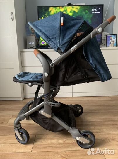 Коляска прогулочная