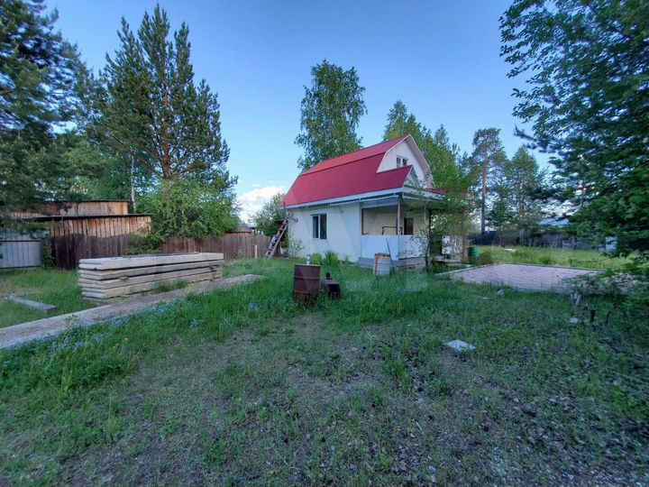 Дача 50 м² на участке 11 сот.