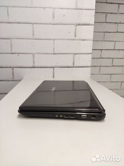 Надежный для дома и офиса ноутбук Asus