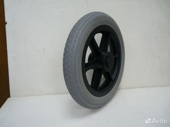 Колесо 203х62, 12,1/2х2,1/4,пневмат.к коляске пара