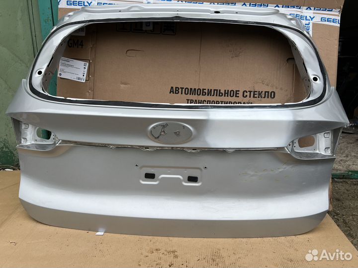 Дверь багажника Hyundai Santa Fe 4