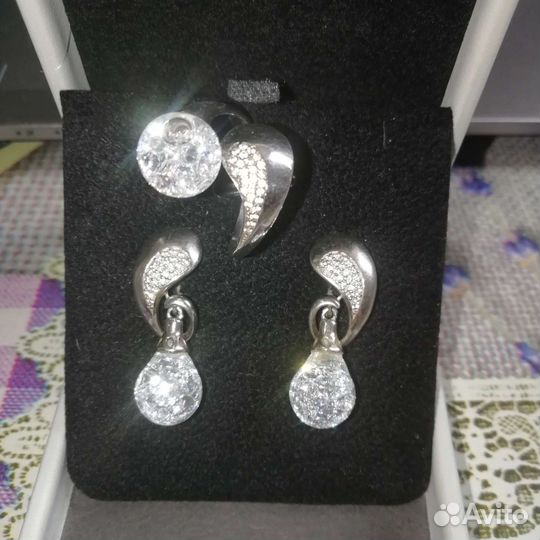 Серебряные серьги и кольцо. Комплект серебро