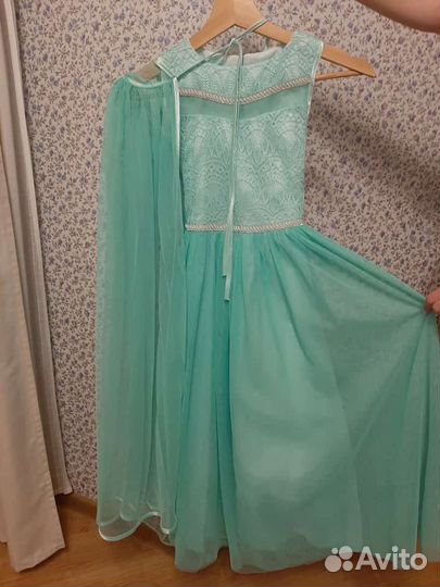 Платье праздничное для девочки 7 -8 лет