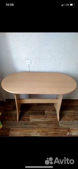 Кухонный стол