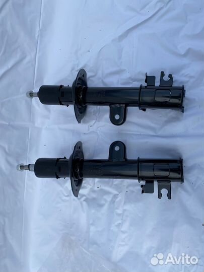 Амортизатор Передний правый левый JAC J7