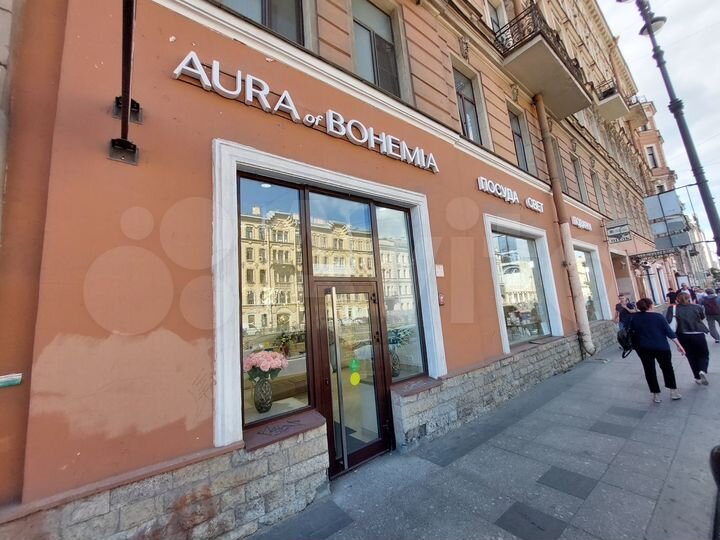 Помещение с витринами на Лиговском, 201 м²