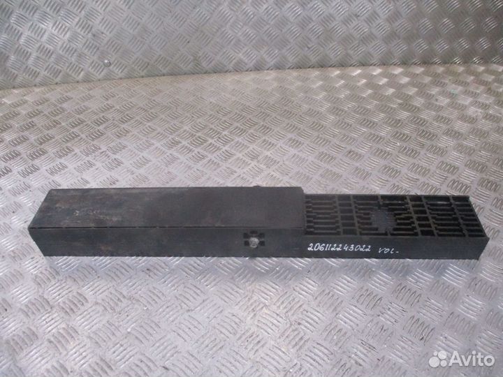 Кронштейн Volvo 23053668