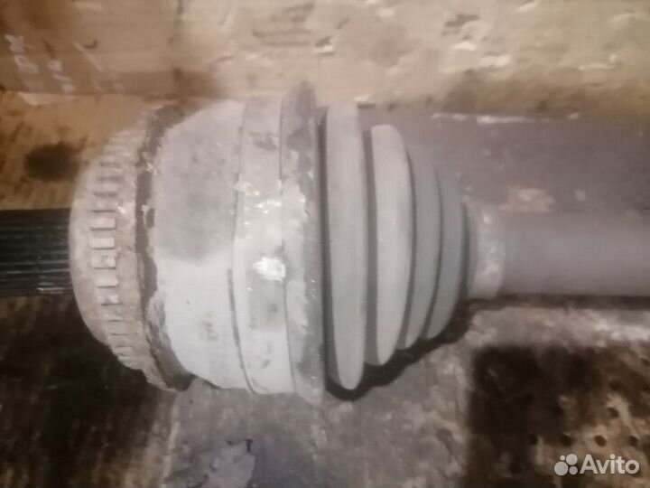 Привод задний левый Land Rover Range Rover Sport