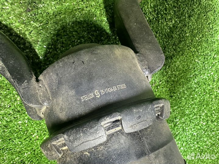 Подушка двс передняя правая (новая) Mazda 6 GH