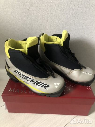 Лыжные ботинки