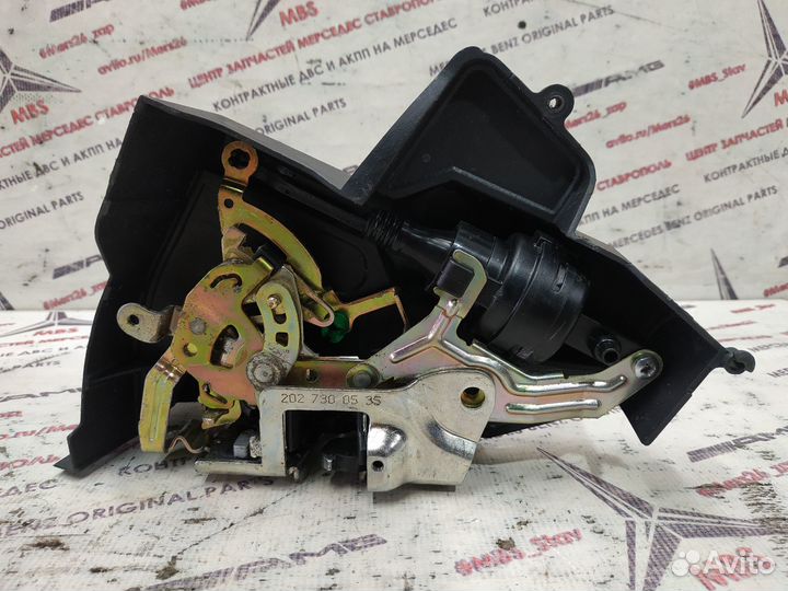 Замок двери w210 Mercedes задний левый