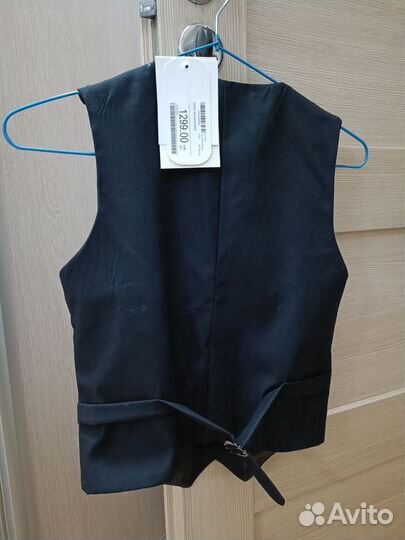 Жилет школьный School Futurino новый