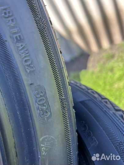 DoubleStar DW02 275/35 R20 102T