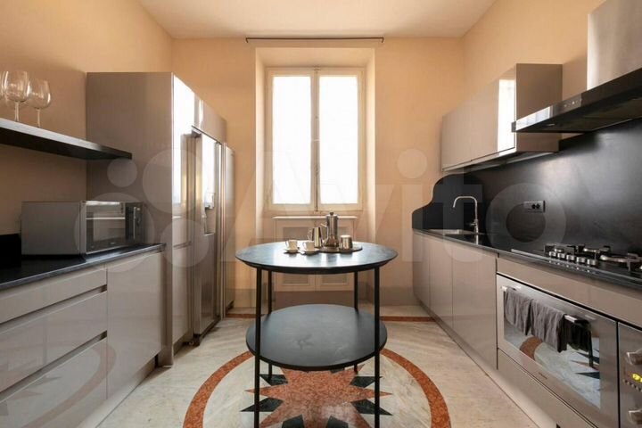 4-к. квартира, 270 м², 22/24 эт.