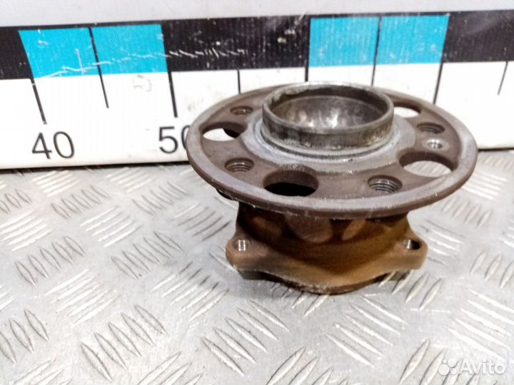 Б/У Ступица задняя Mercedes Benz#007