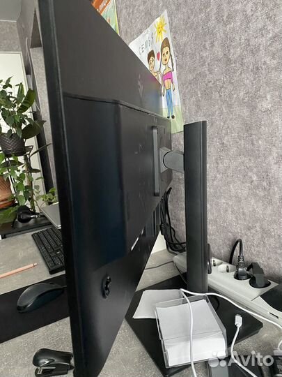 Монитор для компьютера