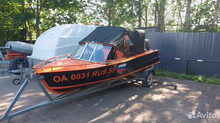 Катер HD с мотором