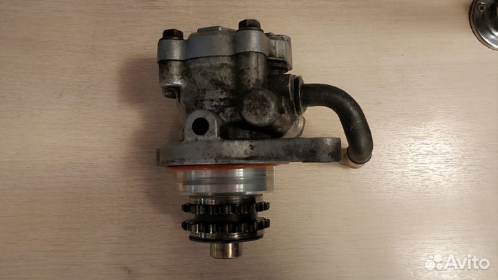 Насос гур Nissan X-trail T30 YD22eti