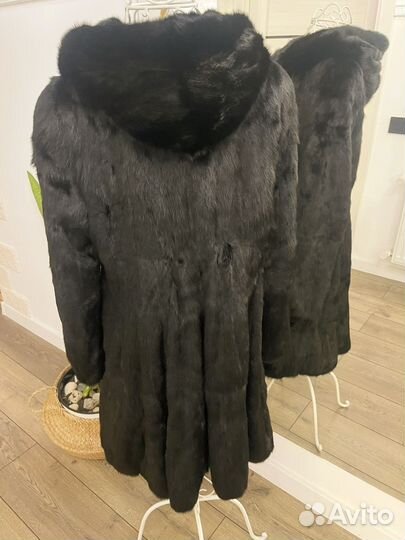 Шуба норковая с капюшоном