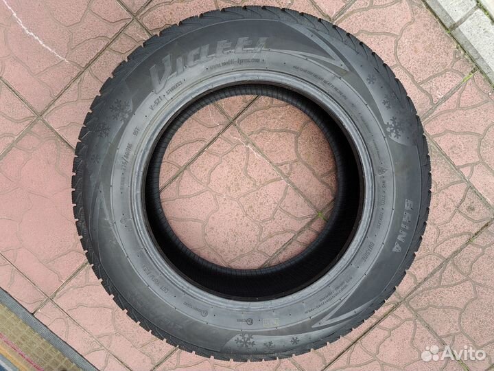 Viatti Brina V-521 215/60 R16 95T