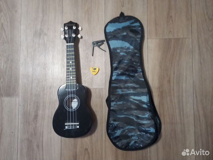 Укулеле сопрано с чехлом