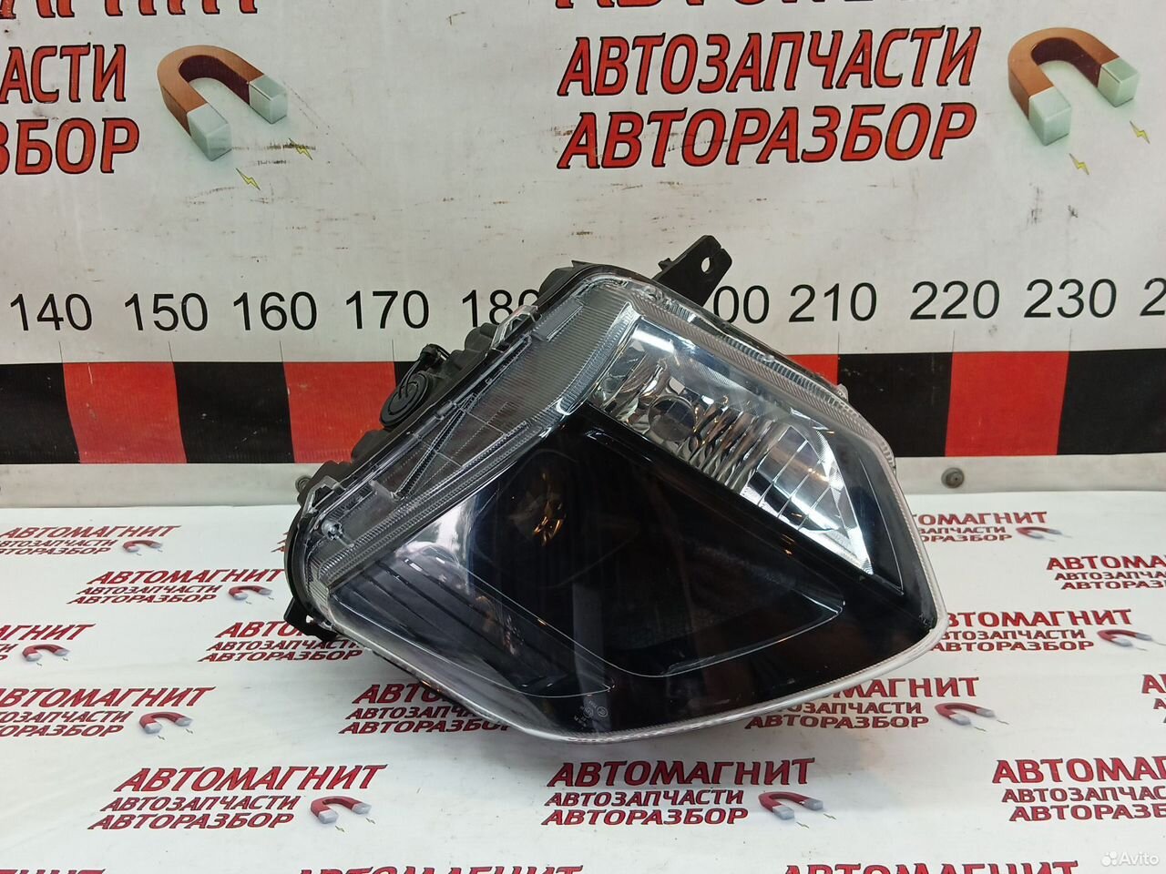 Фара передняя левая Омода С5