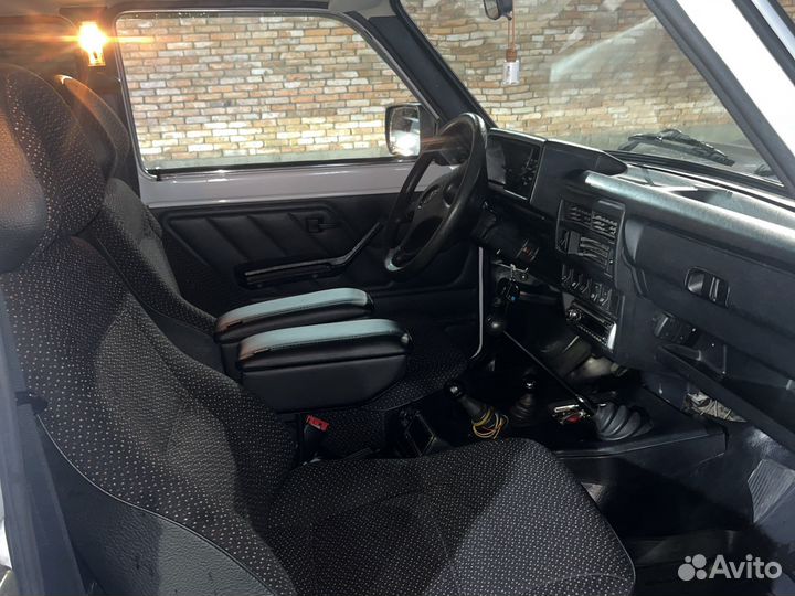 LADA 4x4 (Нива) 1.7 МТ, 2004, 29 000 км