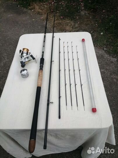 Фидерное удилище с катушкой