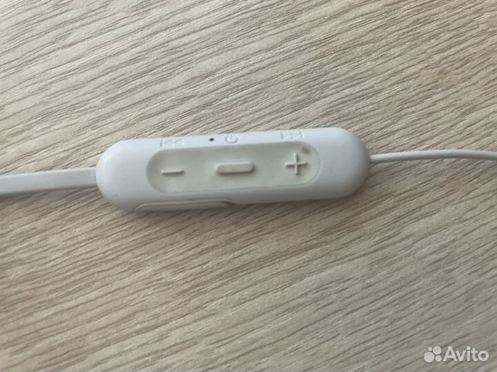 Bluetooth гарнитура sony-200c