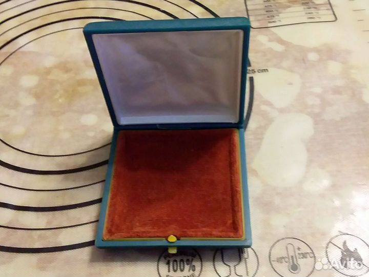 Футляр-коробка под украшения СССР