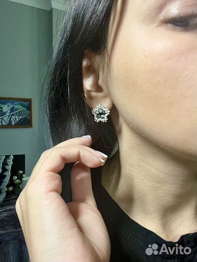 Комплект украшений из натуральных камней и бисера