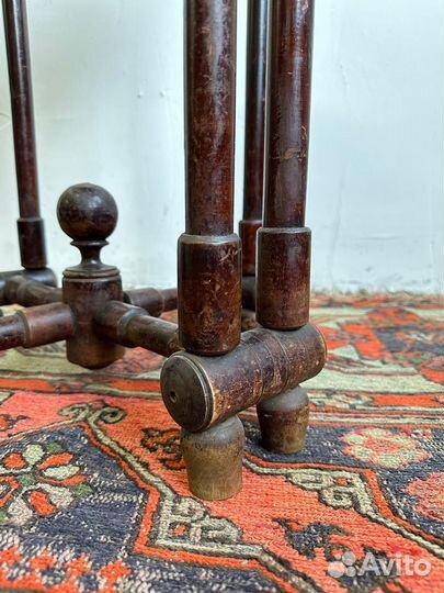 Антикварный чайный столик