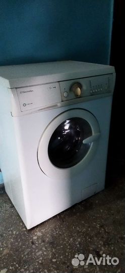 Стиральная машина б/у Electrolux