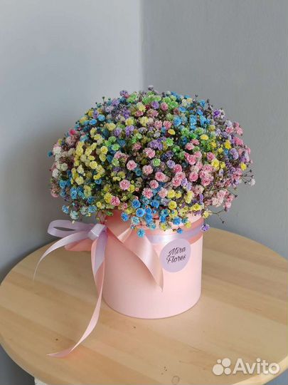 Радужная коробка гипсофилы