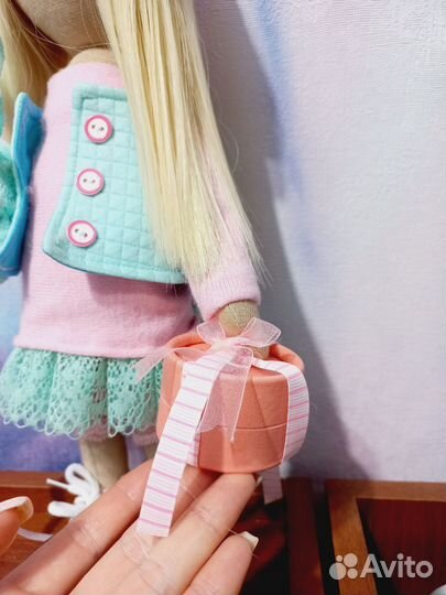 Кукла интерьерная 37 см