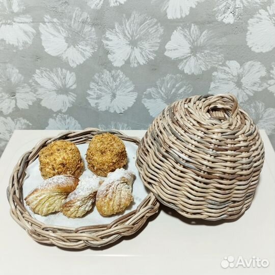 Подносик с клошем