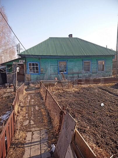 Дом 48 м² на участке 8 сот.